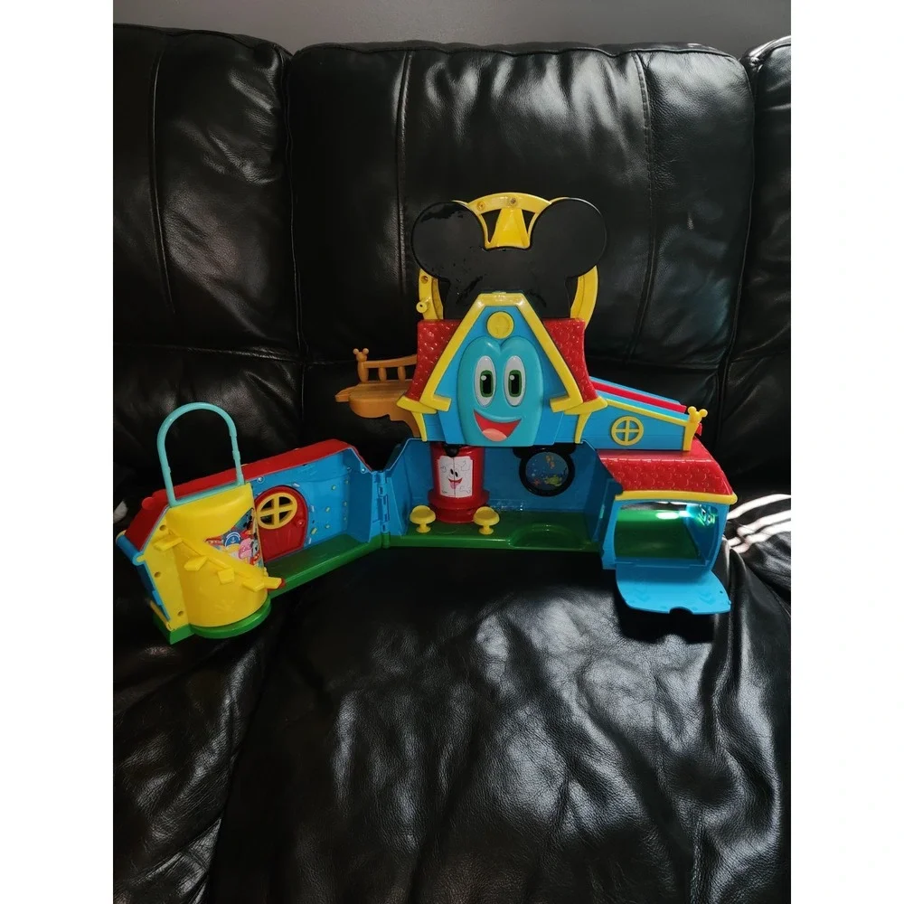 Mickey Mouse Clubhouse WORKS Funny The Funhouse Playset Lights Sounds Disney Jr
